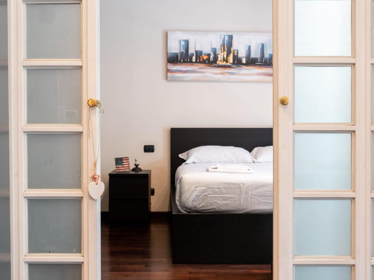 The Best Rent - Modern Duomo Apartment Milano Esterno foto