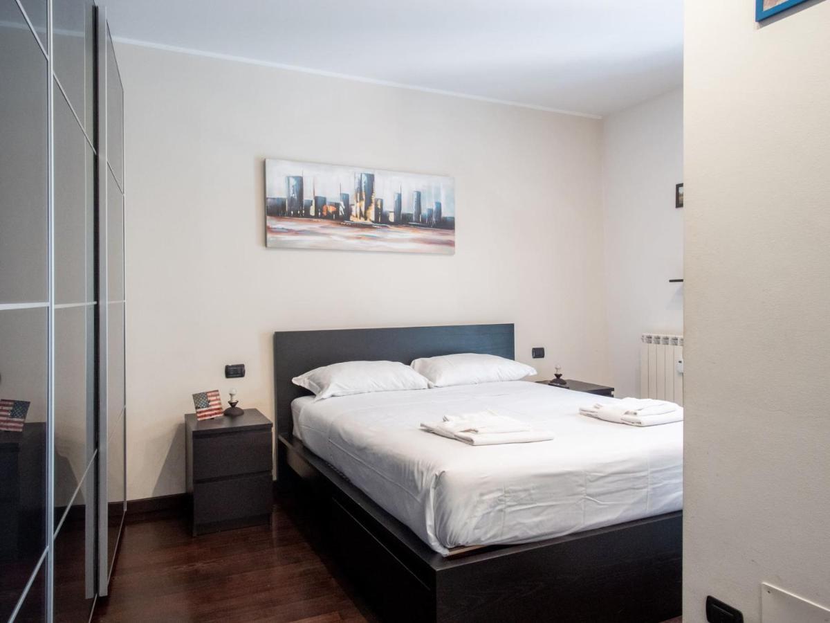 The Best Rent - Modern Duomo Apartment Milano Esterno foto